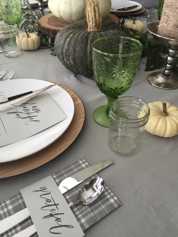 Thanksgiving table 2015-7